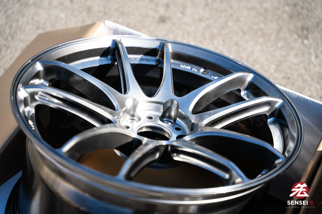 Work Emotion CR Shigoku / 18x9.5 +38 / 5x114.3 / Glow Gunmetal (GGM)