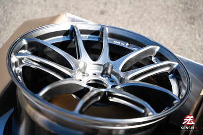 Work Emotion CR Shigoku / 18x9.5 +38 / 5x114.3 / Glow Gunmetal (GGM)