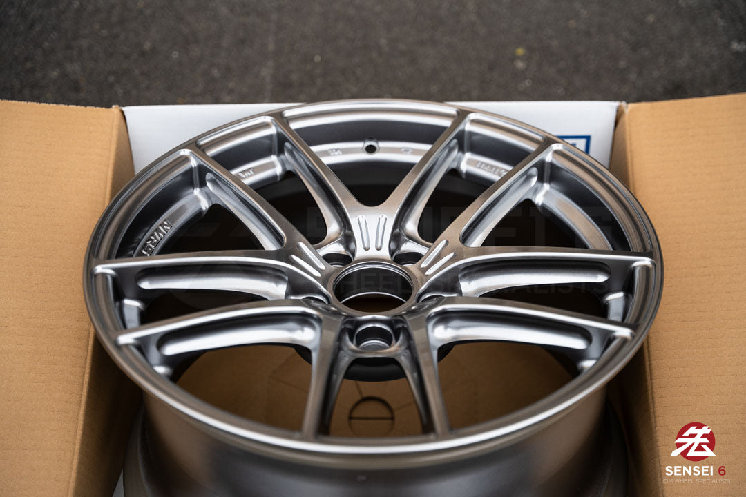 Enkei NVR5 / 17x8.5 +30 / 5x114.3 / Sonic Silver (SS)