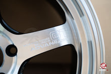 Cargar imagen en el visor de la galería, Advan GT Beyond / 18x9.5 +45 / 5x114.3 / Mecanizado y Competición Hyper Black (MHB)
