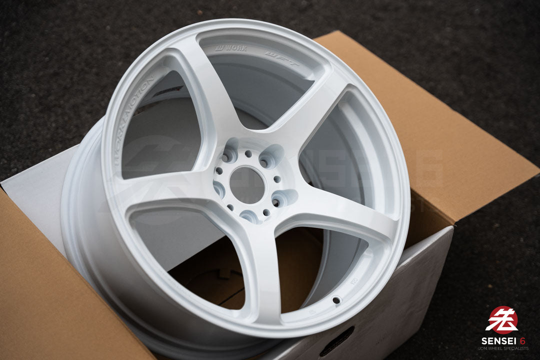 Work Emotion T5R 1P / 18x9.5 +38 / 5x114.3 / Ice White (ICW)