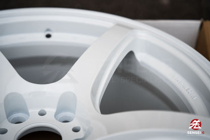 Work Emotion T5R 1P / 18x9.5 +38 / 5x114.3 / Ice White (ICW)