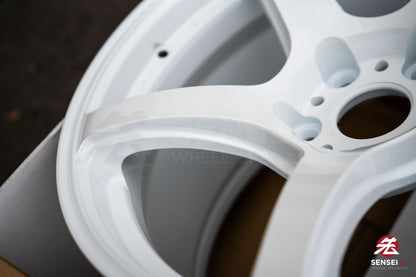 Work Emotion T5R 1P / 18x9.5 +38 / 5x114.3 / Ice White (ICW)