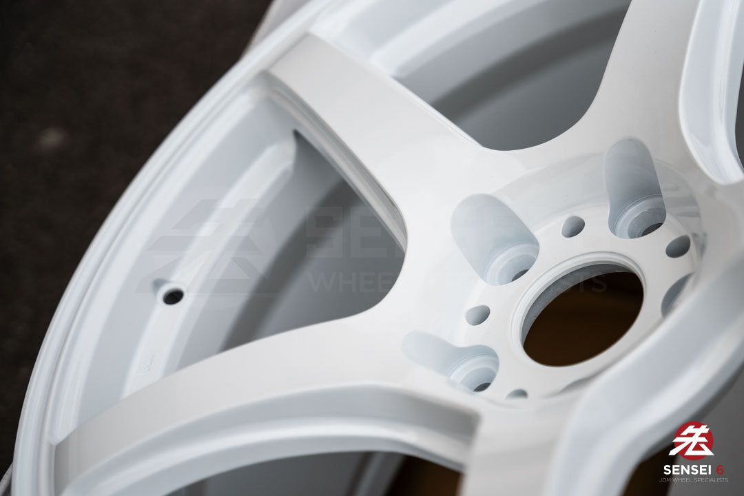 Work Emotion T5R 1P / 18x9.5 +38 / 5x114.3 / Ice White (ICW)