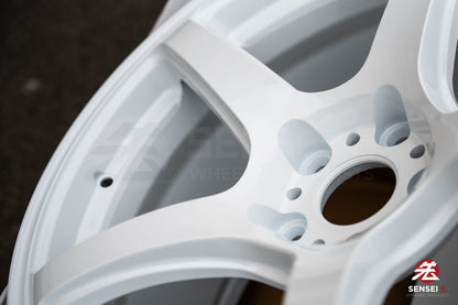 Work Emotion T5R 1P / 18x9.5 +38 / 5x114.3 / Ice White (ICW)