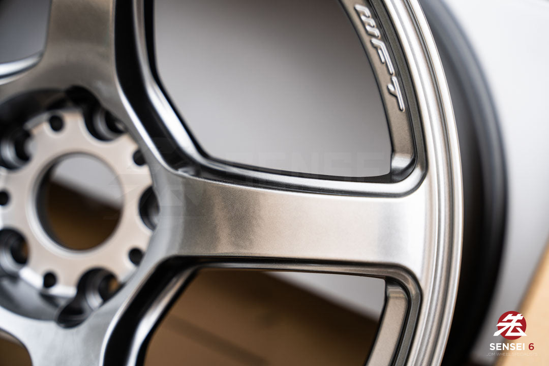 Work Emotion T5R 1P / 18x9.5 +22 / 5x114.3 / Glow Silver (GSL)