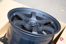 Load image into Gallery viewer, Gram Lights 57DR Overseas Limited / 18x9.5 +38 / 5x114.3 / Admiral Blue
