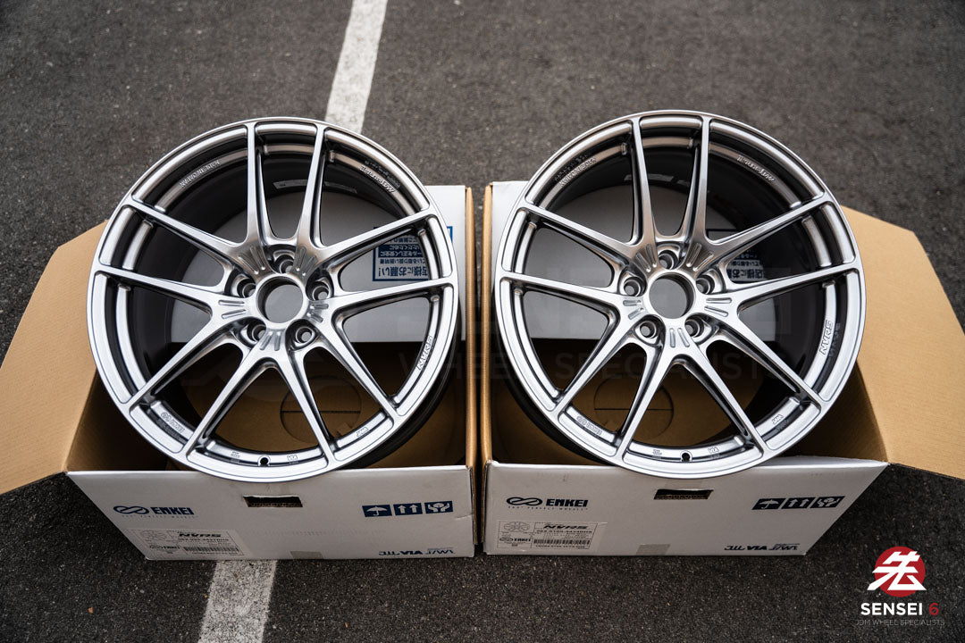 Enkei NVR5 / 19x9.5 +27, 19x10.5 +34 / 5x112 / Sonic Silver (SS)