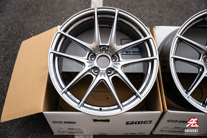 Enkei NVR5 / 19x9.5 +27, 19x10.5 +34 / 5x112 / Sonic Silver (SS)