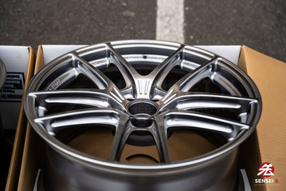 Enkei NVR5 / 19x9.5 +27, 19x10.5 +34 / 5x112 / Sonic Silver (SS)