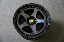 Load image into Gallery viewer, Sensei 6 Reproduction Center Cap Kit for Nismo LMGT1 / LMGT2
