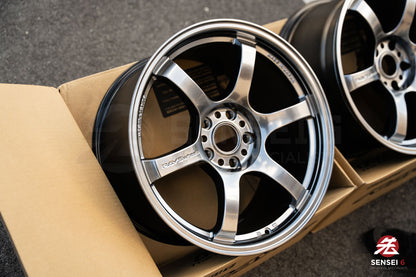 Gram Lights 57DR / 18x9.5 +38 / 5x114.3 / Grace Silver (GT)