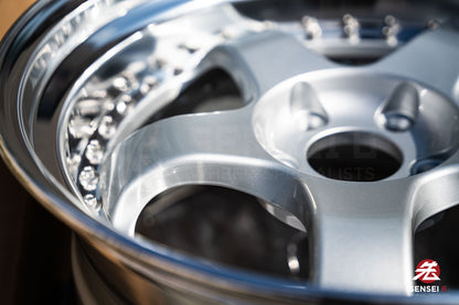 Work Meister S1 3P / 18x9.5 +24 / 5x114.3 / Silver (SIL)
