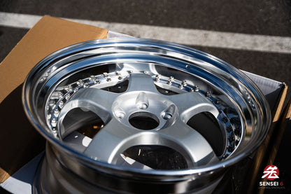 Work Meister S1 3P / 18x9.5 +24 / 5x114.3 / Silver (SIL)