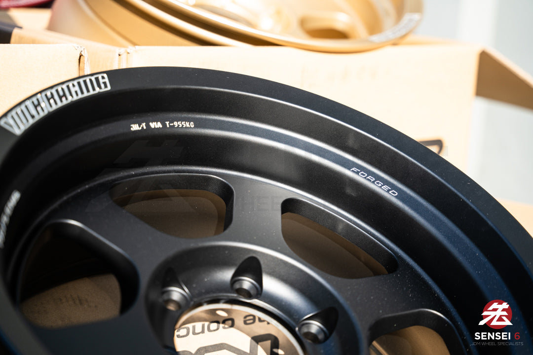 Volk TE37XT M-Spec / 17x8.5-10 / 6x139.7 / Negro intenso 