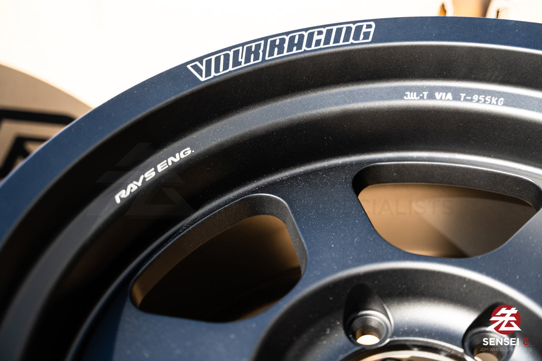 Volk TE37XT M-Spec / 17x8.5-10 / 6x139.7 / Negro intenso 