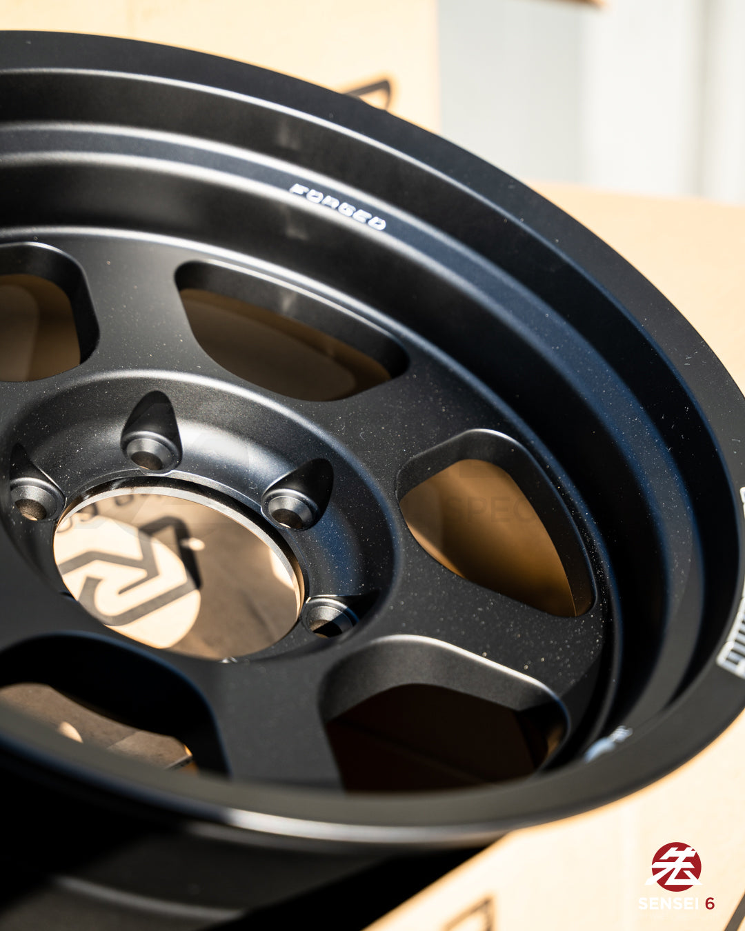 Volk TE37XT M-Spec / 17x8.5-10 / 6x139.7 / Negro intenso 