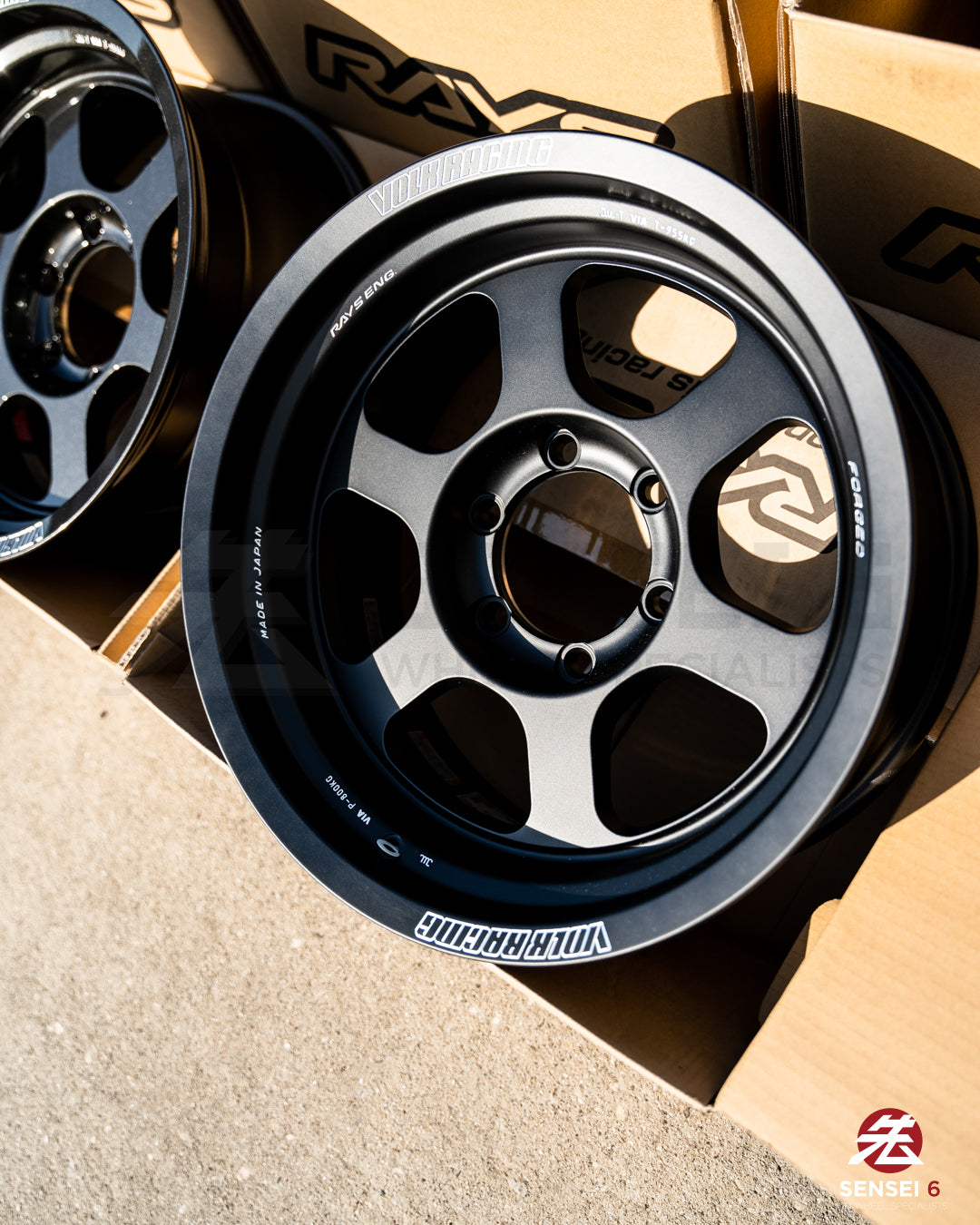 Volk TE37XT M-Spec / 17x8.5-10 / 6x139.7 / Negro intenso 