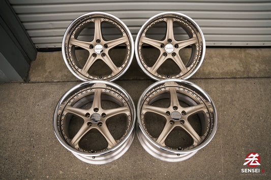 Llantas SSR GPO Decolte Evolution de 17" (usadas) / 5x100 / 17x8,5 +22 / Blanco satinado dorado