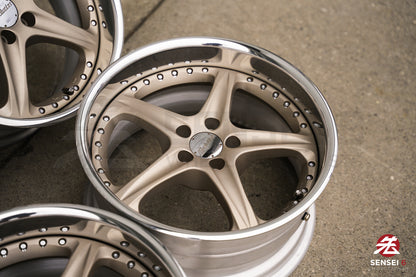 Llantas SSR GPO Decolte Evolution de 17" (usadas) / 5x100 / 17x8,5 +22 / Blanco satinado dorado