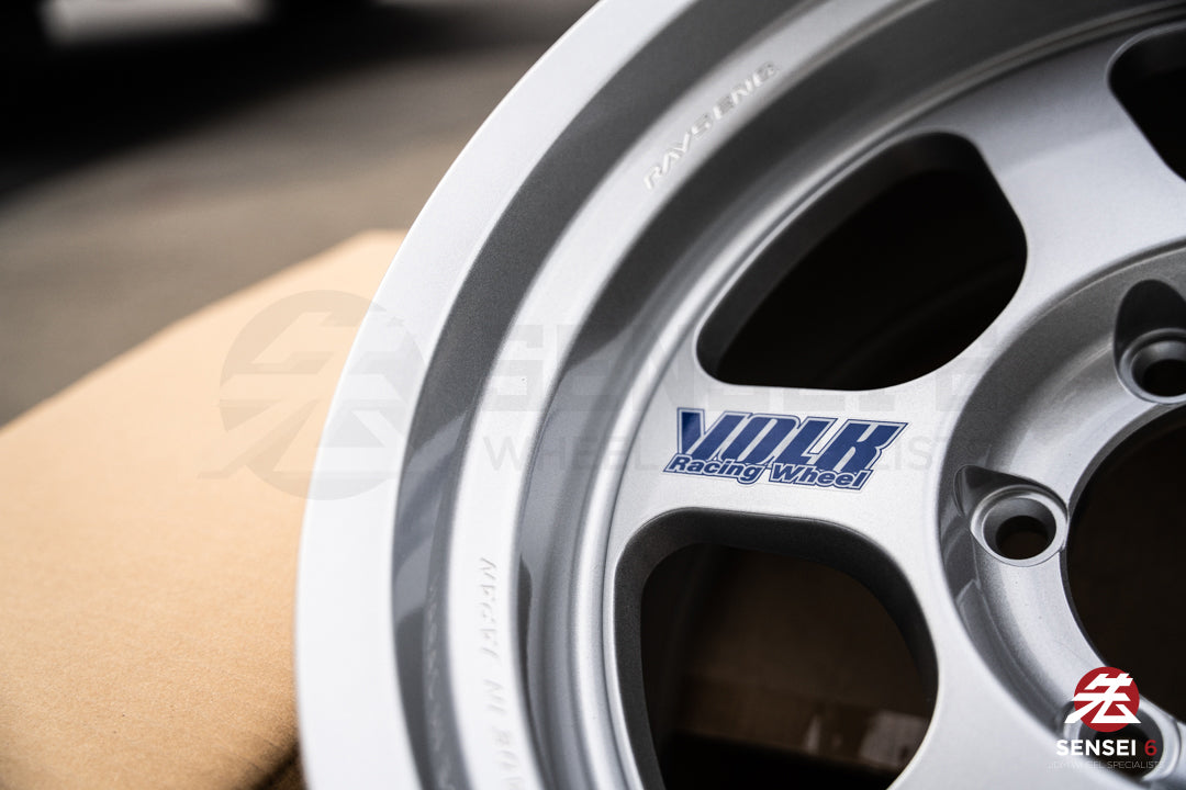 Volk TE37XT M-Spec / 17x8.5-10 / 6x139.7 / Plata Diamante 