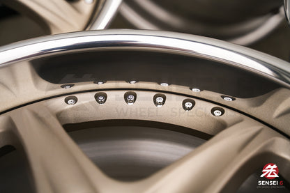Llantas SSR GPO Decolte Evolution de 17" (usadas) / 5x100 / 17x8,5 +22 / Blanco satinado dorado