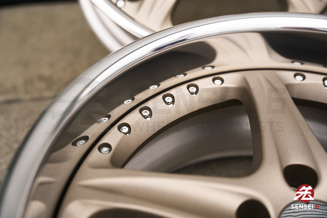 Llantas SSR GPO Decolte Evolution de 17" (usadas) / 5x100 / 17x8,5 +22 / Blanco satinado dorado