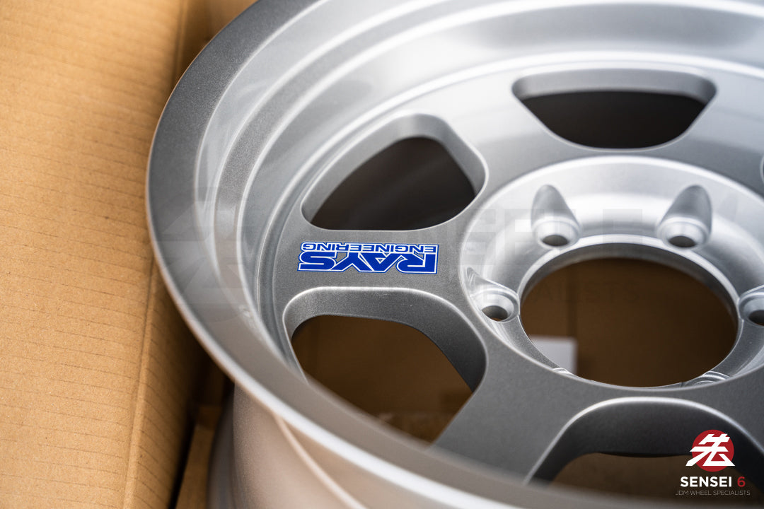 Volk TE37XT M-Spec / 17x8.5-10 / 6x139.7 / Plata Diamante 
