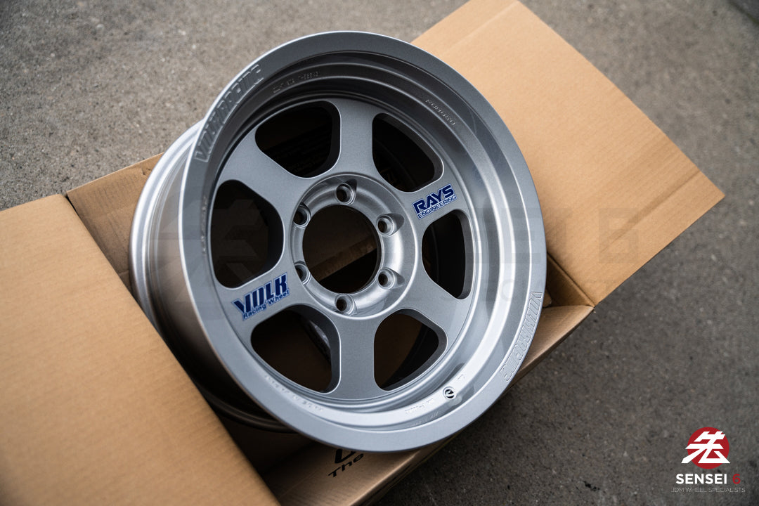 Volk TE37XT M-Spec / 17x8.5-10 / 6x139.7 / Plata Diamante 