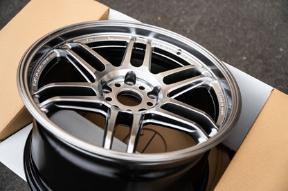 AME Tracer TM02 / 18x9.5 +37 / 5x120 / Hyper Silver (HS)