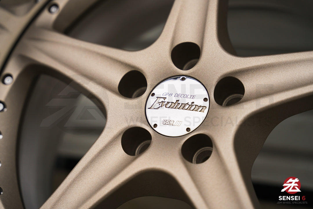 Llantas SSR GPO Decolte Evolution de 17" (usadas) / 5x100 / 17x8,5 +22 / Blanco satinado dorado