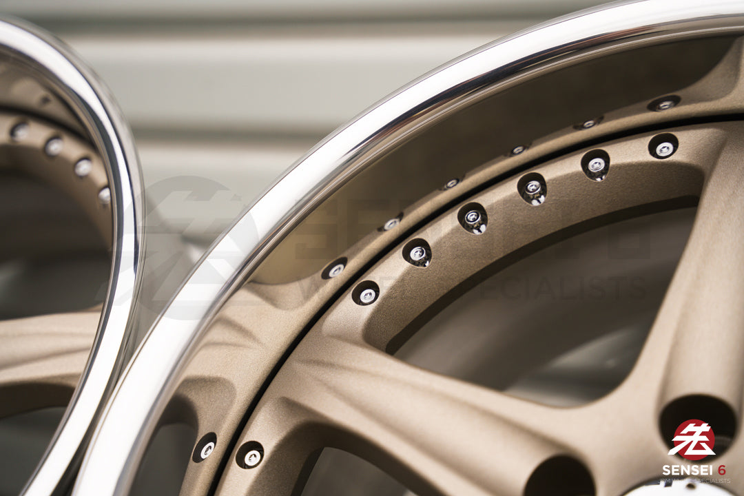 Llantas SSR GPO Decolte Evolution de 17" (usadas) / 5x100 / 17x8,5 +22 / Blanco satinado dorado