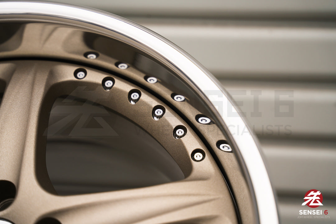Llantas SSR GPO Decolte Evolution de 17" (usadas) / 5x100 / 17x8,5 +22 / Blanco satinado dorado