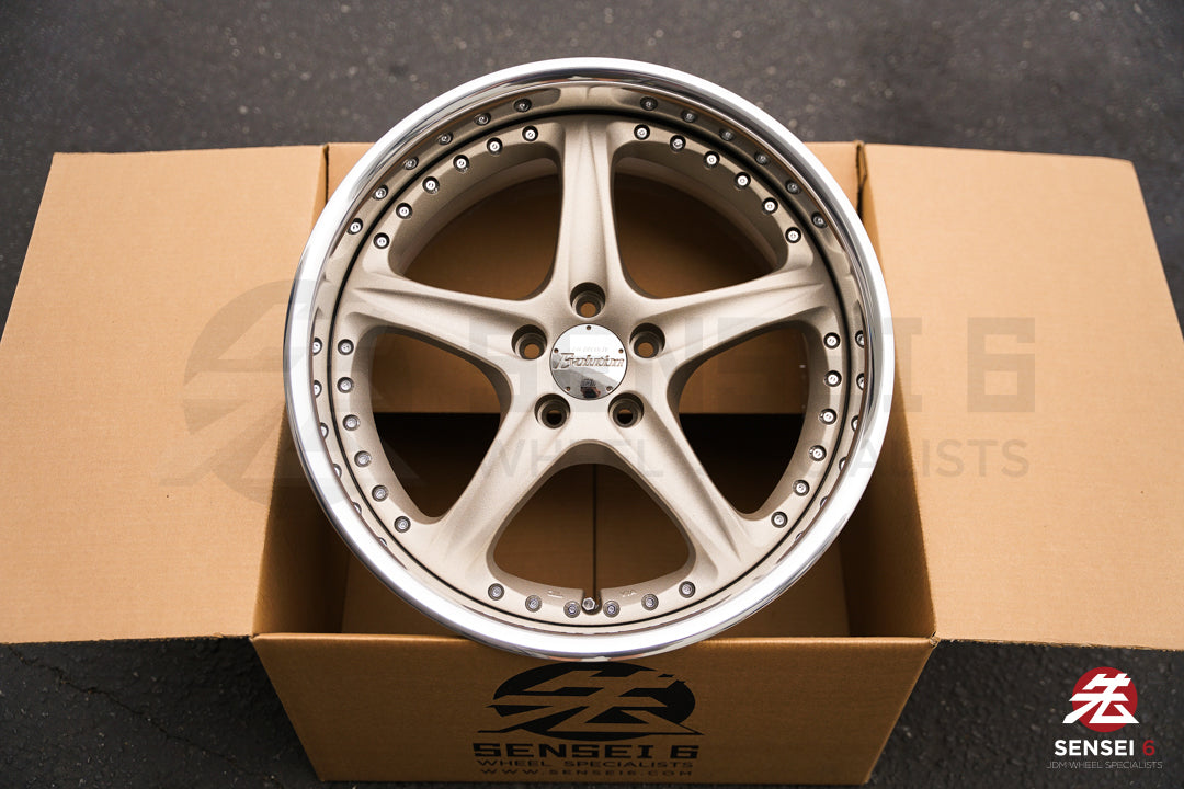 Llantas SSR GPO Decolte Evolution de 17" (usadas) / 5x100 / 17x8,5 +22 / Blanco satinado dorado