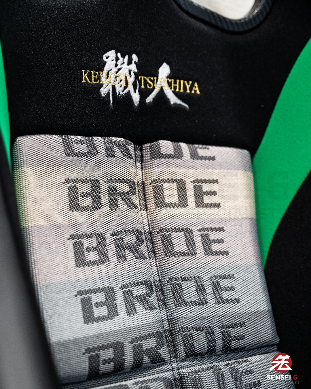 Bride Zeta IV King: Gradation Logo / Silver FRP Shell