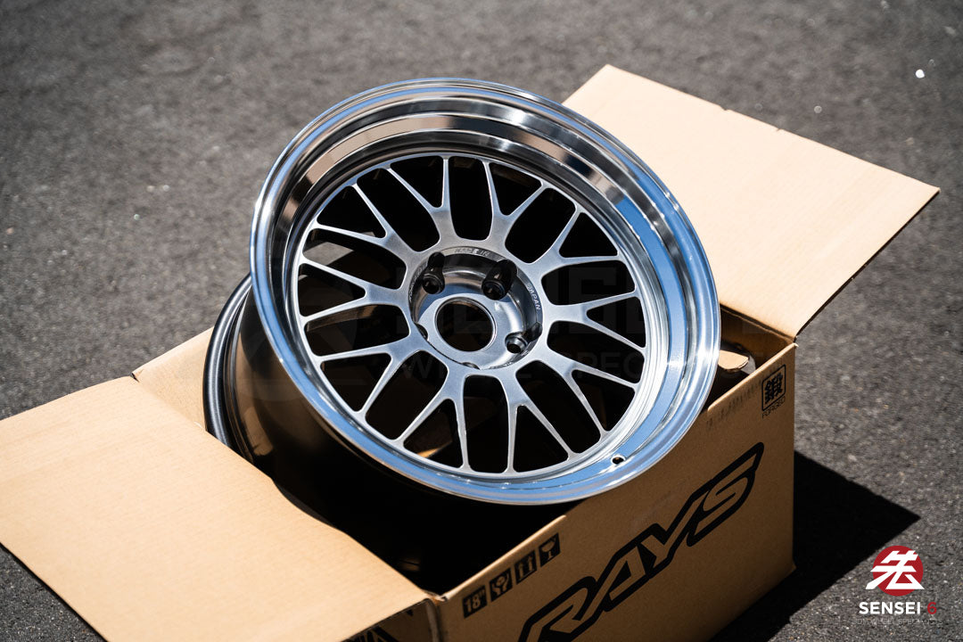 Volk 21A / 18x10.5 +22 / 5x120 / Shining Light Metal / Rim DC (SI)
