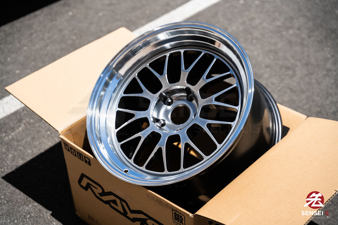 Volk 21A / 18x10.5 +22 / 5x120 / Shining Light Metal / Rim DC (SI)