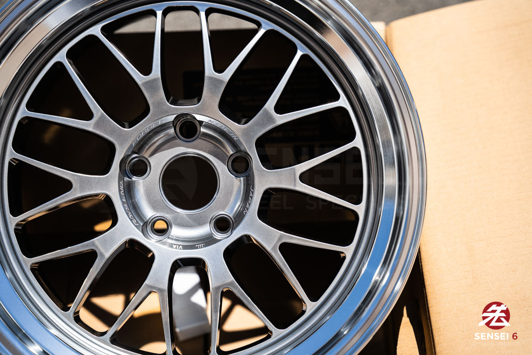Volk 21A / 18x10.5 +22 / 5x120 / Shining Light Metal / Rim DC (SI)