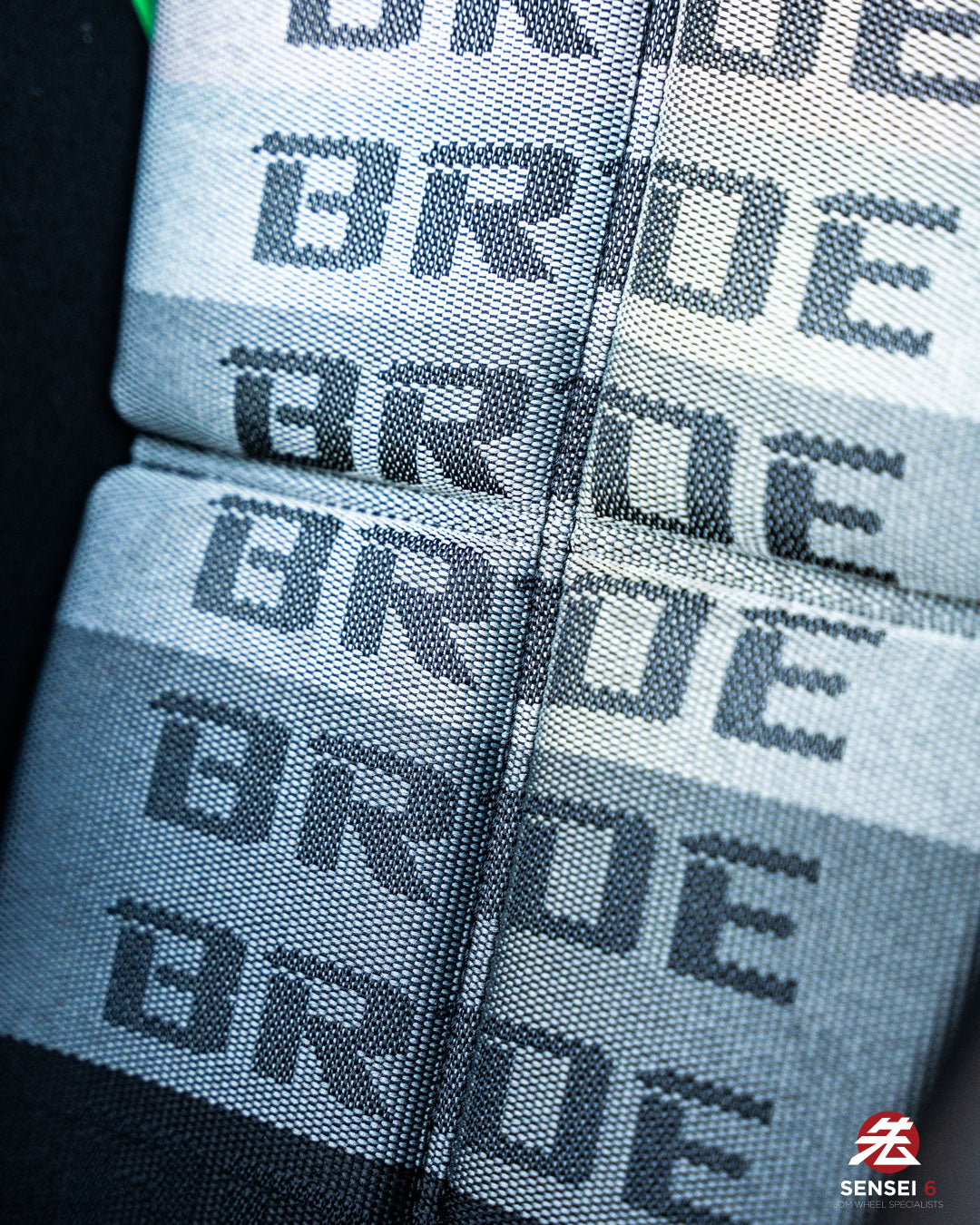 Bride Zeta IV King: Gradation Logo / Silver FRP Shell