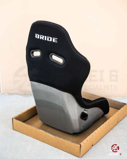 Bride Zeta IV Classic: Black / Silver FRP Shell