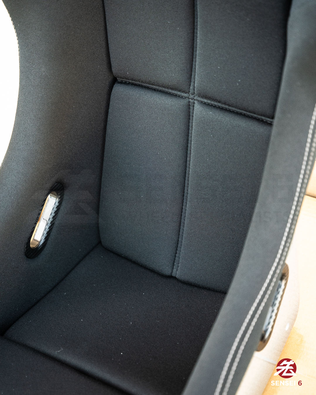 Bride Zeta IV Classic: Black / Silver FRP Shell