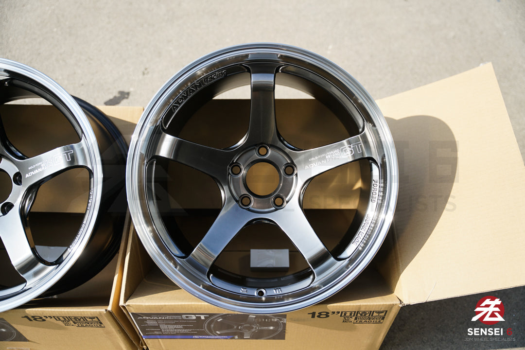 アドバン GT ビヨンド / 18x9.5 +25, 18x10.5 +32 / 5x112 / マシニング＆ハイパープラチナブラック
