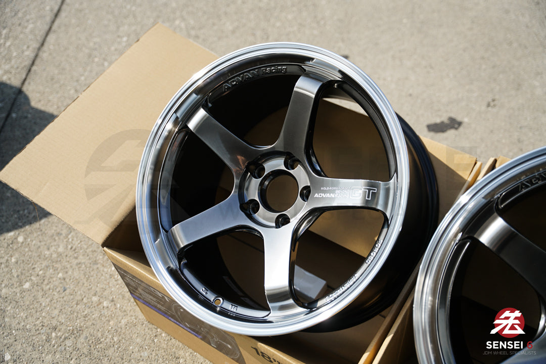 アドバン GT ビヨンド / 18x9.5 +25, 18x10.5 +32 / 5x112 / マシニング＆ハイパープラチナブラック
