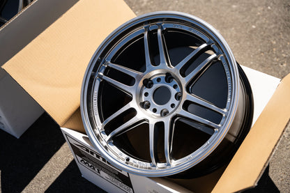 AME Tracer TM02 / 18x10 +38 / 5x114.3 / Hyper Silver (HS)