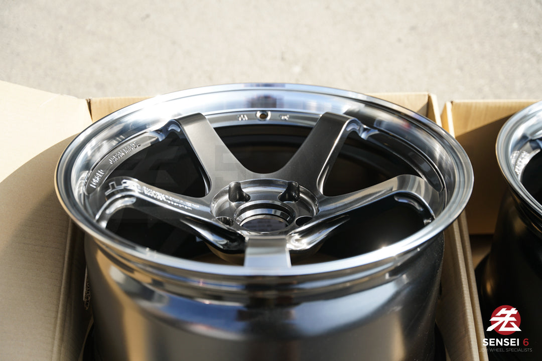 アドバン GT ビヨンド / 18x9.5 +25, 18x10.5 +32 / 5x112 / マシニング＆ハイパープラチナブラック