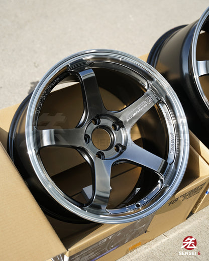 アドバン GT ビヨンド / 18x9.5 +25, 18x10.5 +32 / 5x112 / マシニング＆ハイパープラチナブラック