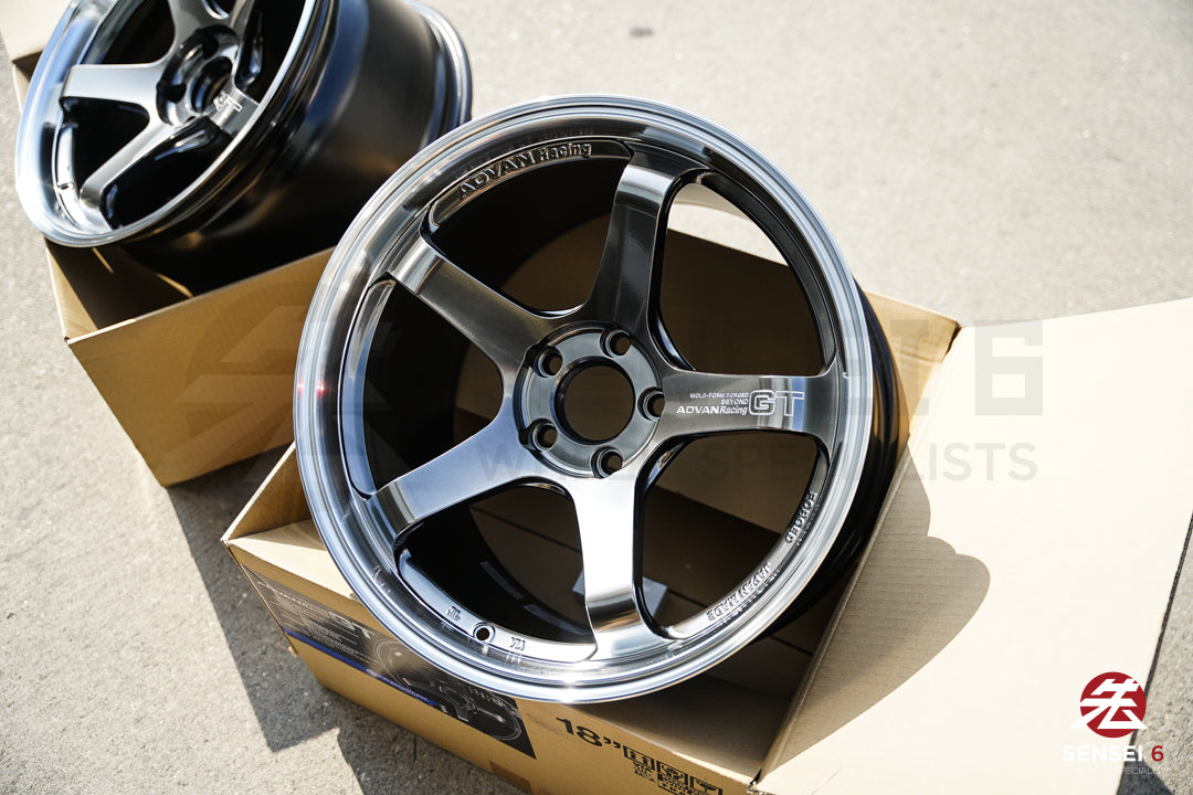 Advan GT Beyond / 18x10.5 +32 / 5x112 / Machining & Hyper Platinum Black