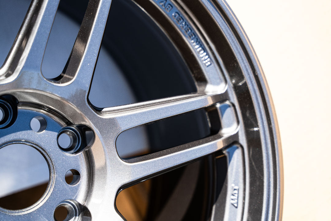 AME Tracer TM02 / 18x9.5 +37 / 5x120 / Gun Black (GBK)