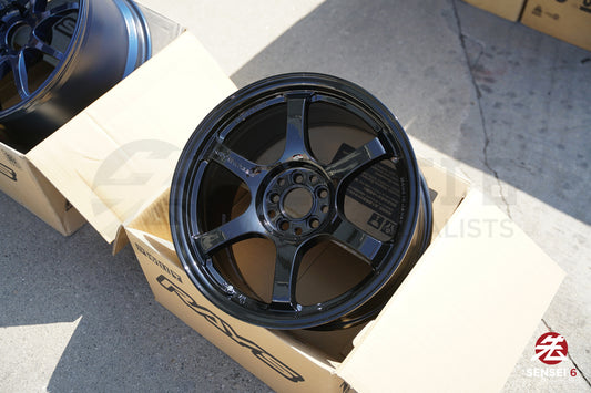 Gram Lights 57DR / 17x9 +38 / 5x100 / Negro brillante 
