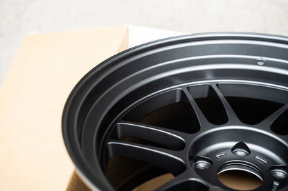 Enkei RPF1RS / 18x9.5 +12, 18x10.5 +10 / 5x114.3 / Gunmetal oscuro mate 